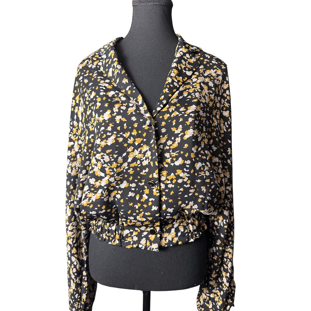 Molly Bracken Black Floral Long Sleeve Cropped Button Up Shirt‎ Women Size S
